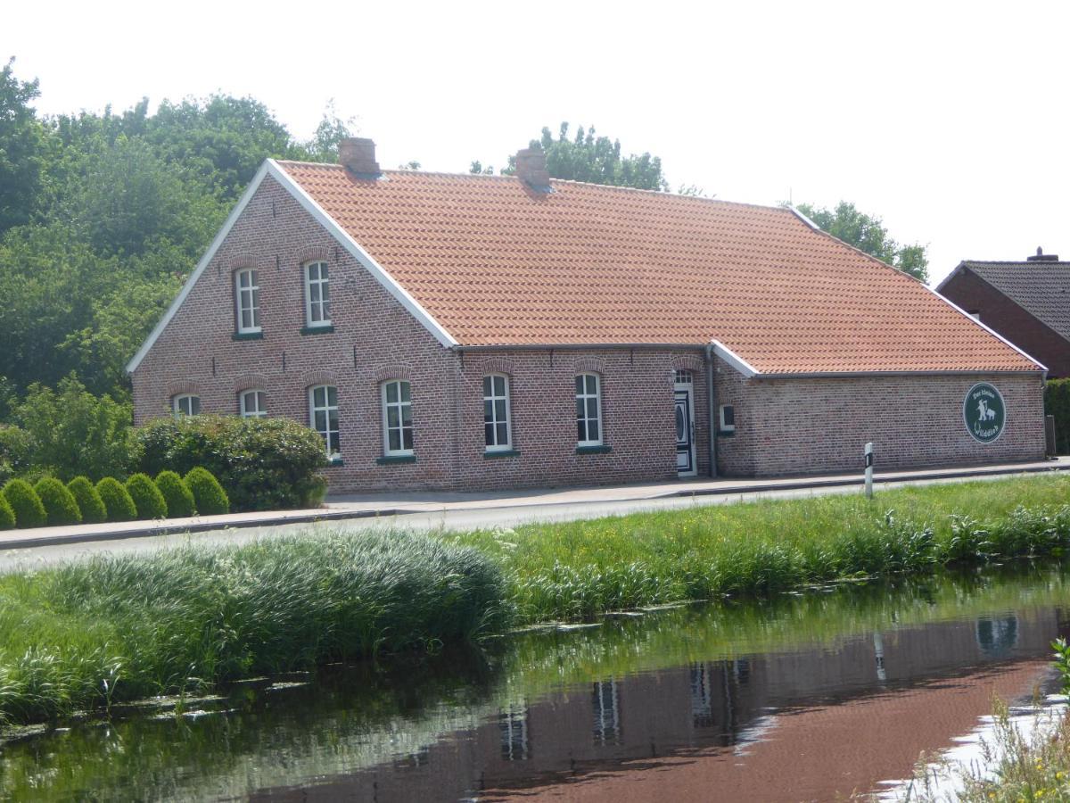 Ferienwohnung Gulf Im Gulfhof Am Kanal Grossefehn Esterno foto