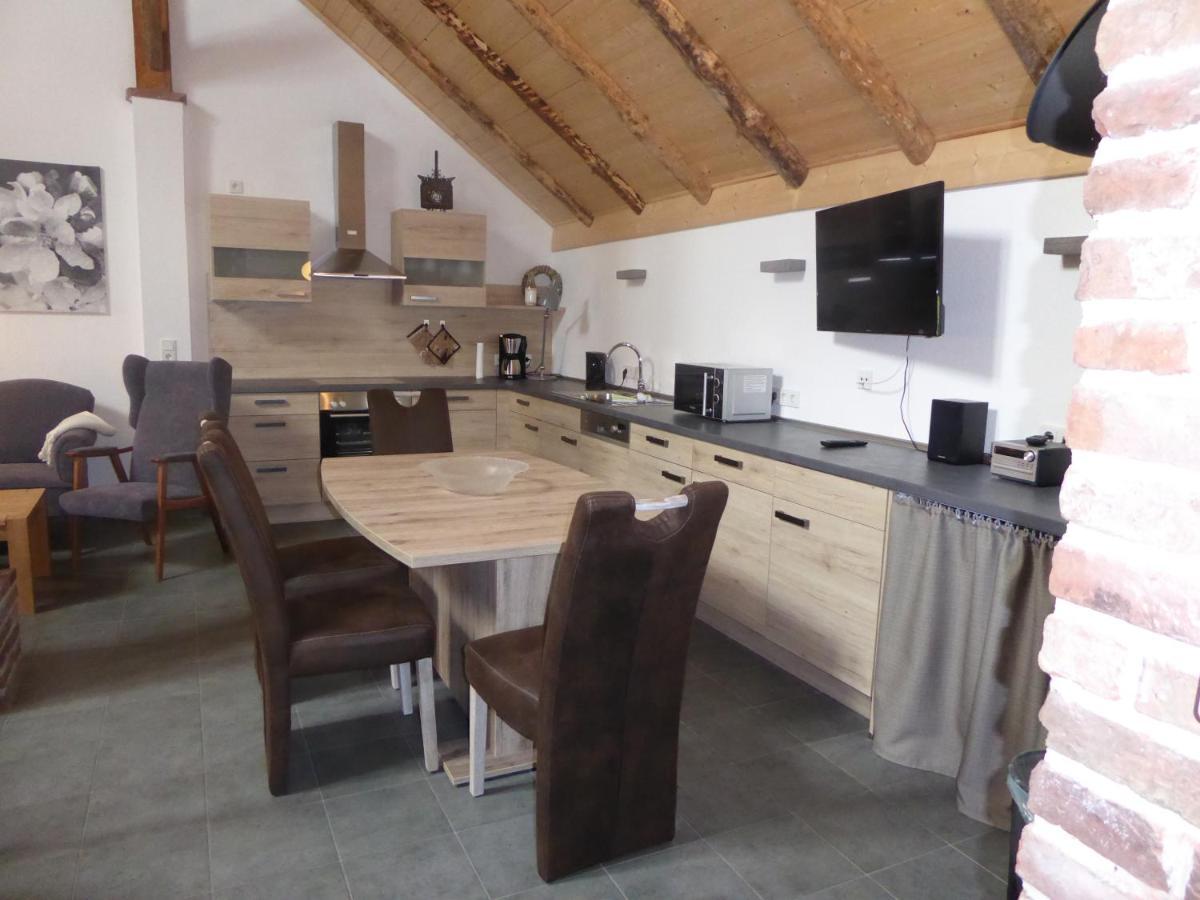 Ferienwohnung Gulf Im Gulfhof Am Kanal Grossefehn Esterno foto